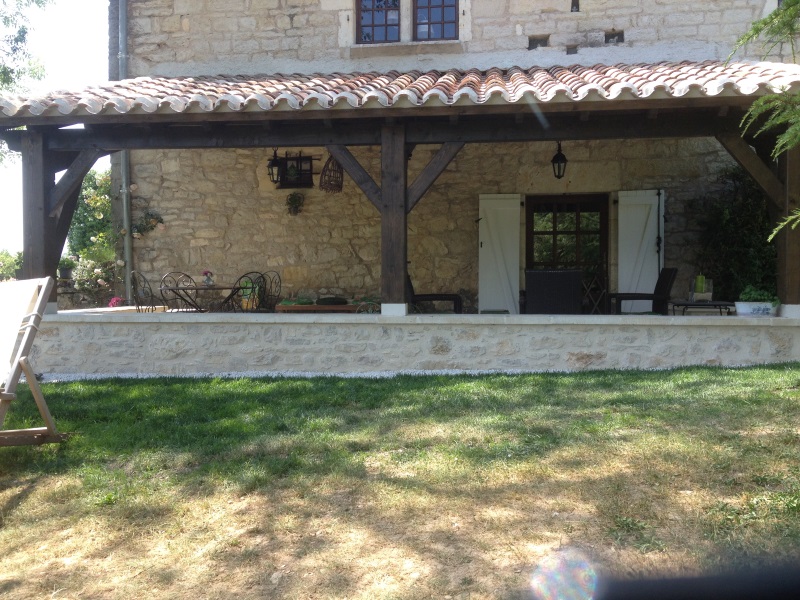 Création d'une terrasse extérieure à Villesèque
